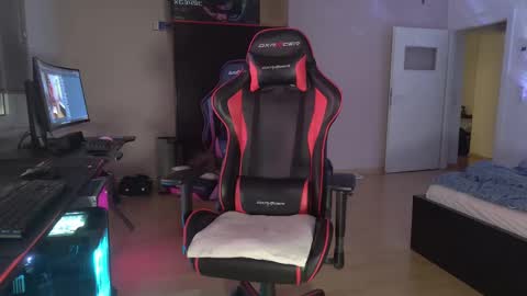 wizzman2442 online show from February 25, 5:41 am