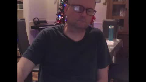 wobble444 online show from December 16, 2:41 am