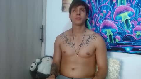 wolf_light online show from January 9, 2:17 am