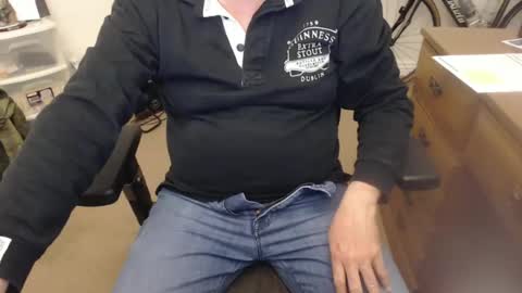 wolfie0717 online show from October 13, 1:18 am