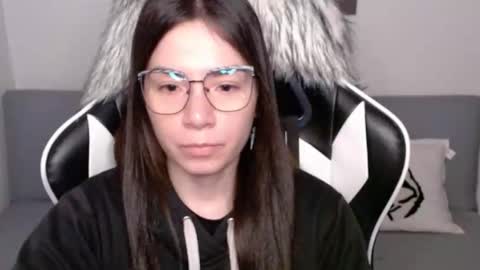 Alex online show from October 23, 3:19 am