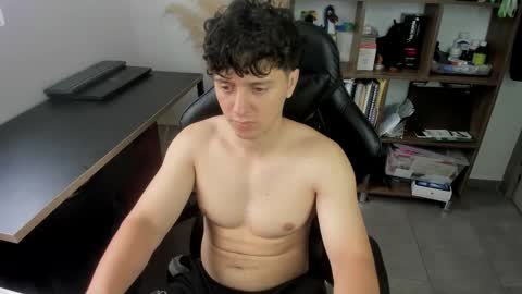 wolker_allan online show from December 21, 6:58 pm