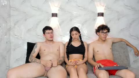 Brayan 8 - Blerth 3 - Alejandro  online show from May 27, 12:39 am