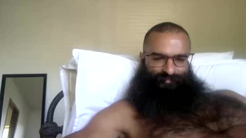 woof_wolf37 online show from March 20, 4:23 pm