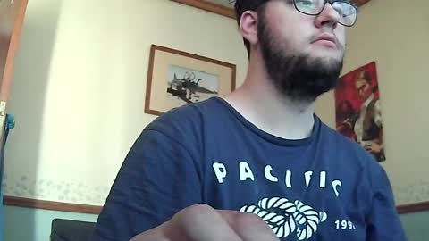 worsie online show from December 16, 7:37 am