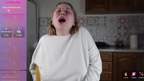 Stacy and Alex online show from February 18, 6:26 pm