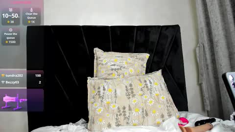              online show from October 17, 6:06 am