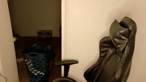 Wyatt online show from March 3, 6:04 pm