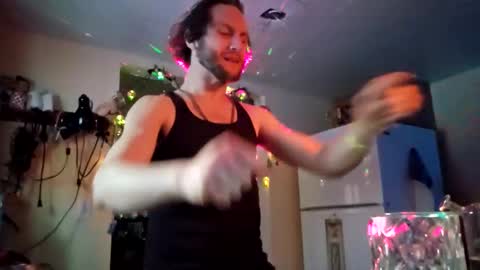 wyiatt online show from March 18, 11:27 am