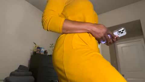 Wynter Heat online show from November 20, 5:17 am