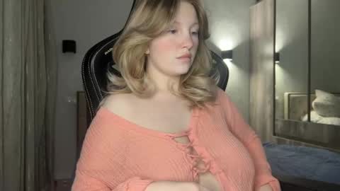 eva online show from December 5, 4:17 pm