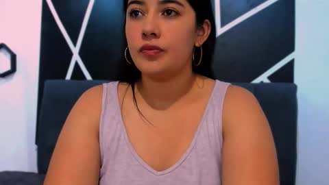 Adeline online show from November 5, 10:56 pm