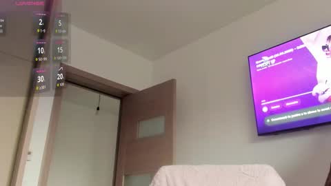 X Angel online show from November 20, 6:45 am