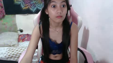 Snapshot of x_lexi_x chatting on January 9, 9:58 am x_lexi_x online show from January 9, 9:58 am