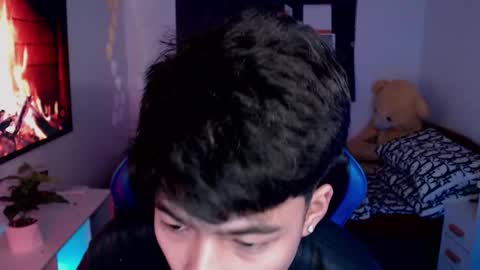 Snapshot of xaldrian_destroyer chatting on February 17, 3:58 am Prince Aldrian  online show from February 17, 3:58 am