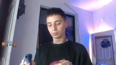 xalejo_max online show from November 16, 12:01 am