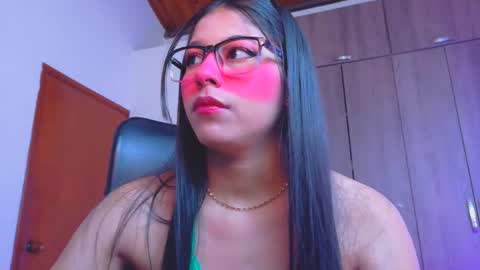 XALLYSONX online show from March 17, 11:48 am