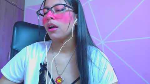 XALLYSONX online show from May 12, 4:05 pm