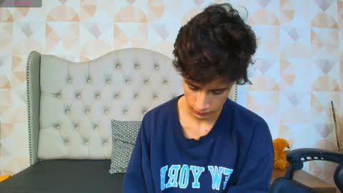 Snapshot of xam_collen chatting on October 7, 2:46 pm xam_collen online show from October 7, 2:46 pm