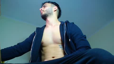 Snapshot of xandercagex chatting on January 31, 5:30 am XanderCageX online show from January 31, 5:30 am