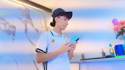 xandergrey8 online show from March 12, 8:01 pm