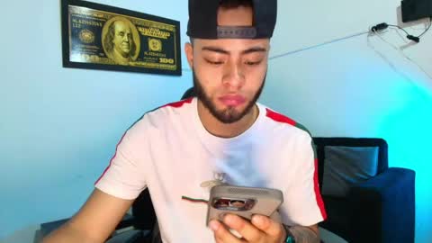 Xanderstone online show from April 3, 6:15 pm