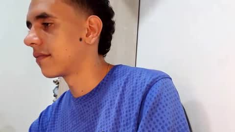 Andres online show from February 12, 10:59 pm