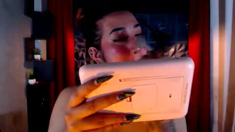 Nira   NOT INTO CHEAP GUYS  online show from April 9, 9:09 pm