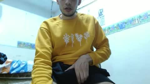 Snapshot of xavicock24 chatting on December 3, 7:17 pm xavicock24 online show from December 3, 7:17 pm