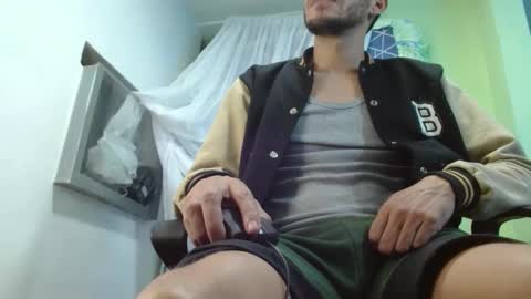 Snapshot of xavicock24 chatting on February 22, 9:26 pm xavicock24 online show from February 22, 9:26 pm