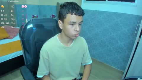 xavier fox   online show from November 5, 12:29 pm