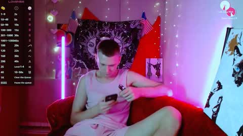 Snapshot of xavier_night81 chatting on September 22, 1:04 pm xavier_night81 online show from September 22, 1:04 pm