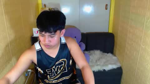 Charlie online show from February 9, 3:43 am