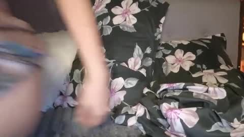 Snapshot of xcinqkuhx chatting on March 4, 3:04 pm natt online show from March 4, 3:04 pm