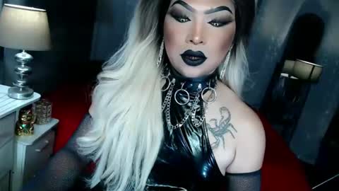 Snapshot of xdirtyflirtyx chatting on October 13, 5:04 pm Zhavia online show from October 13, 5:04 pm