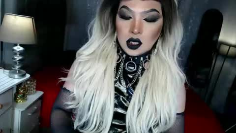 Snapshot of xdirtyflirtyx chatting on October 11, 5:05 pm Zhavia online show from October 11, 5:05 pm