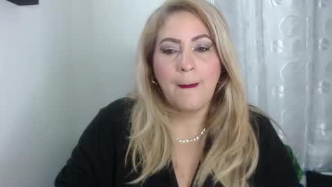 Elena online show from December 18, 10:10 am