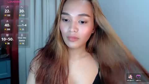 xhotlickerkiarax online show from January 15, 12:30 am