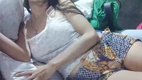 xhotskinny69x online show from March 11, 7:25 pm