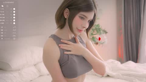 Xiawa short hair and Zira blondie online show from December 18, 4:52 am