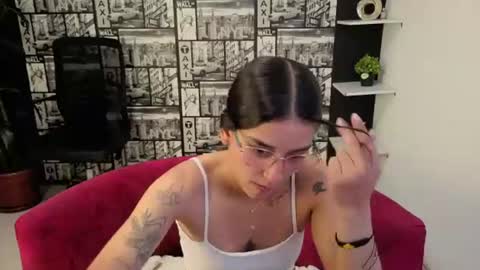 xiomara  online show from August 3, 9:32 pm