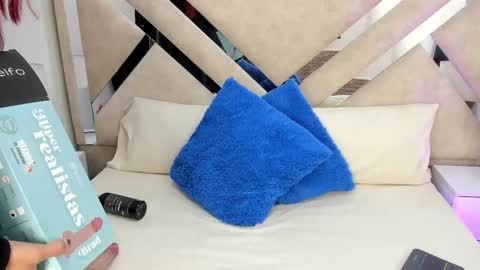 Xime  online show from January 7, 3:22 am