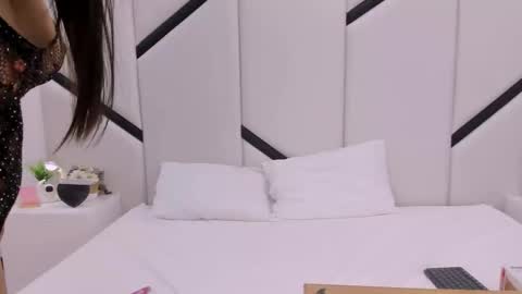 ximenacosta online show from October 4, 12:25 pm