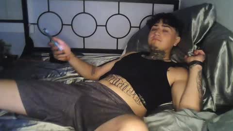 xjuicytemptation online show from June 13, 6:13 am