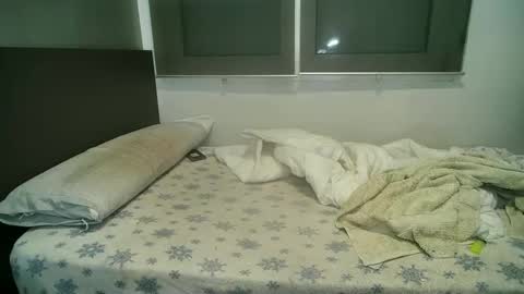 Wendy online show from March 8, 2:12 am