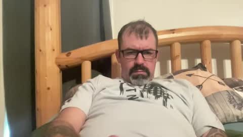 Snapshot of xmountainx chatting on February 21, 3:21 pm Mountain online show from February 21, 3:21 pm