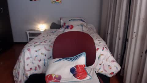 Snapshot of xnathashax1 chatting on September 20, 1:41 am luciana online show from September 20, 1:41 am