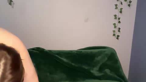 Bambi online show from February 23, 2:14 am