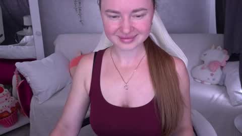 Snapshot of xo_monica chatting on October 4, 12:47 pm Monica online show from October 4, 12:47 pm