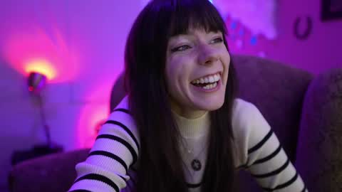 Snapshot of xobondaixo chatting on February 19, 9:17 am Bella Bondai online show from February 19, 9:17 am